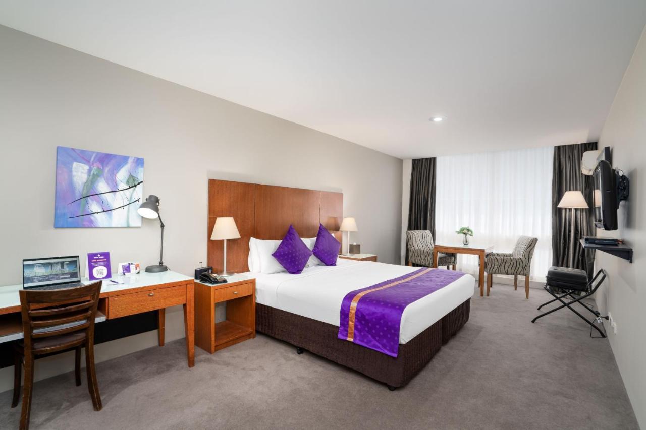 Park Regis Griffin Suites Melbourne Buitenkant foto